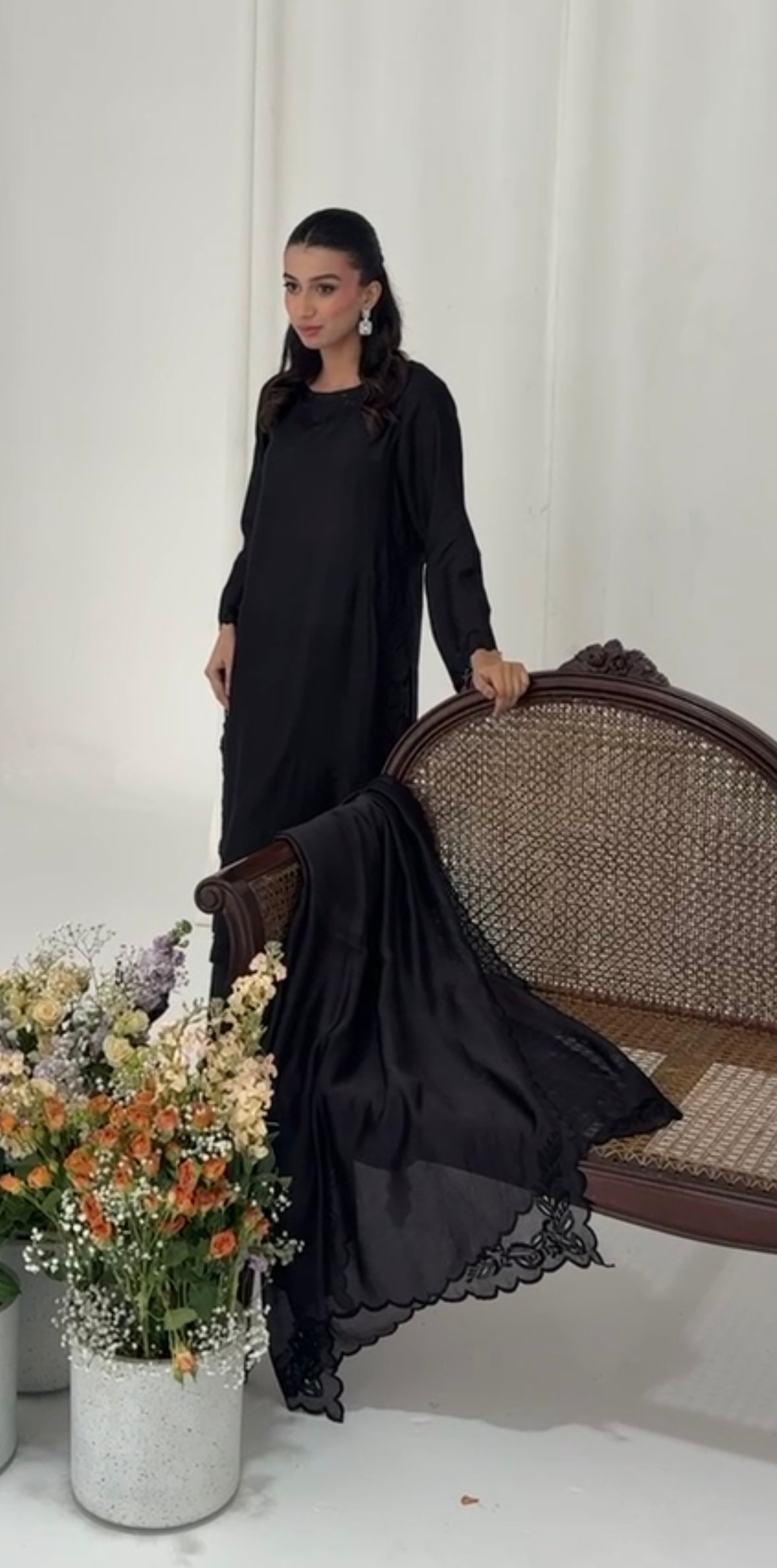 NÚR Black
